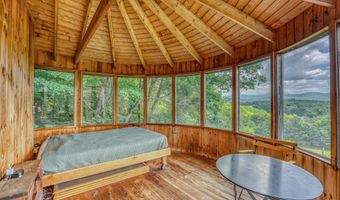 225 Pettyboro Rd, Bath, NH 03740