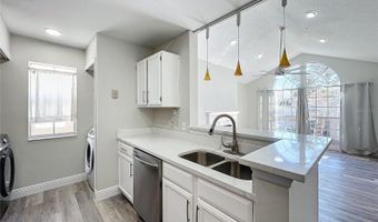 665 YOUNGSTOWN Pkwy 264, Altamonte Springs, FL 32714