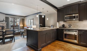 130 Daybreak Rdg Hs302, Avon, CO 81620