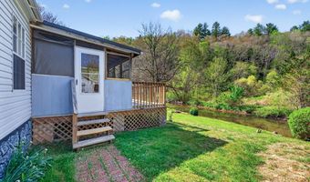 230 Cherry Ln, Bastian, VA 24314