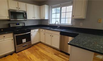790 Windcroft Cir NW, Acworth, GA 30101