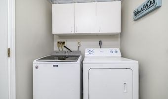 10 Hoinski Way, Ansonia, CT 06401