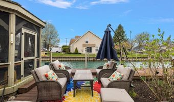 6507 Dyke Rd, Algonac, MI 48001