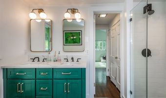 409 Northrop St, Bridgewater, CT 06752