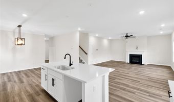 127 Hunter Ridge Dr, Boiling Springs, SC 29316