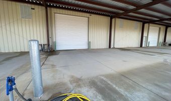 825 E Cannonball Dr, Big Water, UT 84741