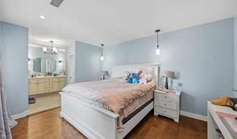 901 Kingsley Dr, Arcadia, CA 91007