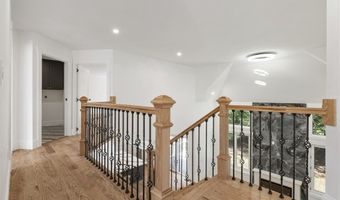130 Zoar Ave, Attleboro, MA 02703