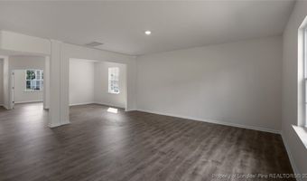 1052 Misty Creek Dr, Aberdeen, NC 28315