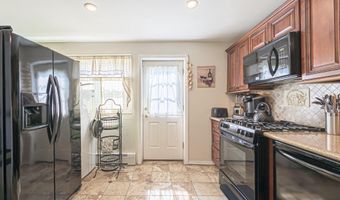348 N CONNECTICUT Ave, Atlantic City, NJ 08401
