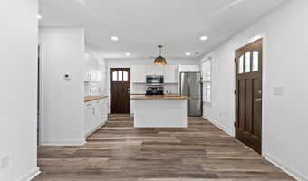 802 Amherst Ave, Altavista, VA 24517