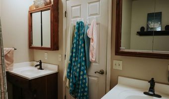 7164 State Route T Hwy, Amazonia, MO 64421