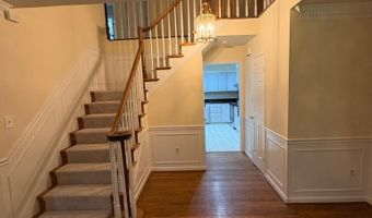 3502 HOLLY Rd, Annandale, VA 22003