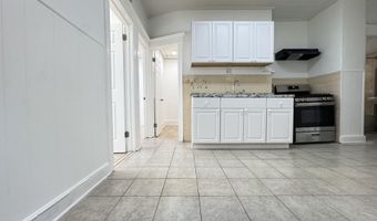 40 W 17TH St 3, Bayonne, NJ 07002