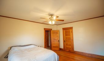321 S Moore St, Algona, IA 50511