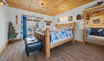 6334 Marina Dr, Algonac, MI 48001