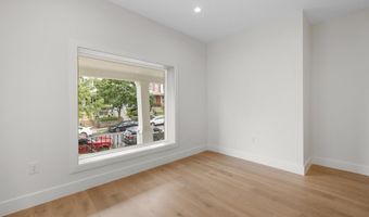 3916 8TH St NW B, Washington, DC 20011