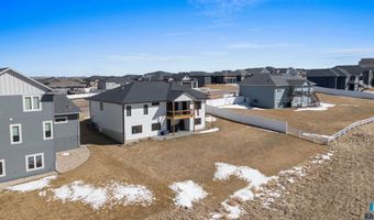 1625 W River Bend St, Brandon, SD 57005