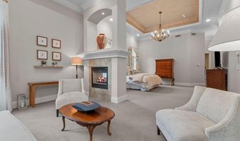 6830 N PURDY Pkwy, Appleton, WI 54913