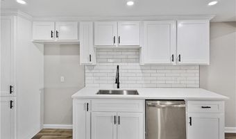 1794 Blossom Ln, Austell, GA 30168