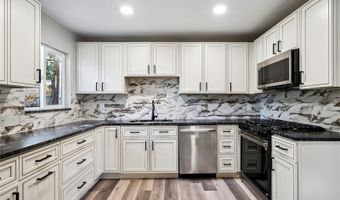 1130 Quari St, Aurora, CO 80011