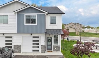 179 Park Lawn Dr #1, Chubbuck, ID 83202