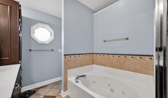 6092 Martha N Dr, Aurora, IN 47001