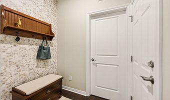 3580 Bella Vista Dr, Ann Arbor, MI 48108