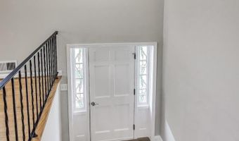 2403 SHERWOOD HALL Ln, Alexandria, VA 22306