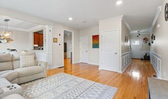 71 Kendall Ct 71, Bedford, MA 01730