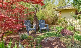130 Westwood St, Ashland, OR 97520