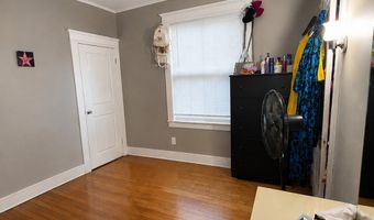 3 Holbrook St, Ansonia, CT 06401