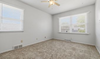 121 NW State St, Ankeny, IA 50023