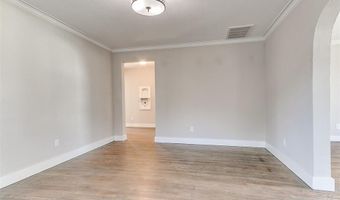 1127 S 19th St, Chickasha, OK 73018