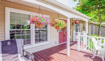 2077 Daniels Ave, Akron, OH 44312