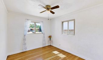 805 INDIANA St SE, Albuquerque, NM 87108