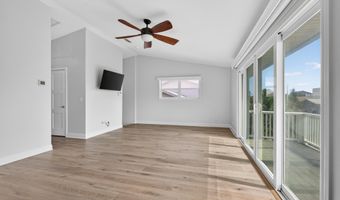 1766 BEACH Ave, Atlantic Beach, FL 32233