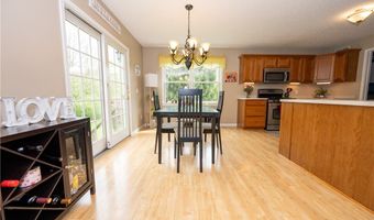 11686 Parkwood Dr, Alden, NY 14004