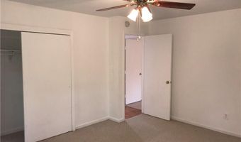 1123 Waterbury Rd APT 2A, Cheshire, CT 06410