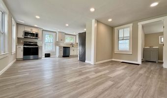 516 Hall St, Bow, NH 03304