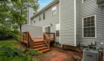 308 Kehrs Mill Bend Ct, Ballwin, MO 63011