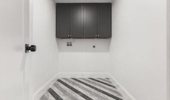 130 Zoar Ave, Attleboro, MA 02703