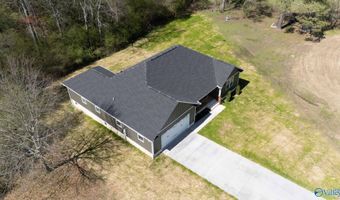 317 Creekside Dr, Albertville, AL 35950
