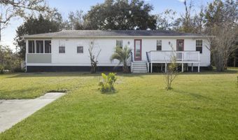 104 Felicity St, Bay St. Louis, MS 39520