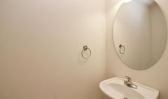 129 Lori Ln, Aberdeen, NC 28315