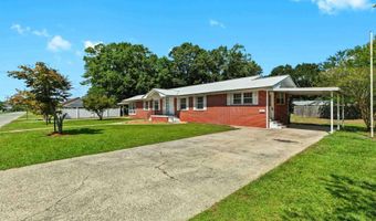 301 E Craig St, Atmore, AL 36502