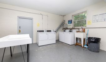 515 Emmett St 13, Bristol, CT 06010