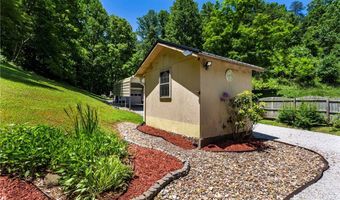 709 Waugh Branch Rd, Barboursville, WV 25504