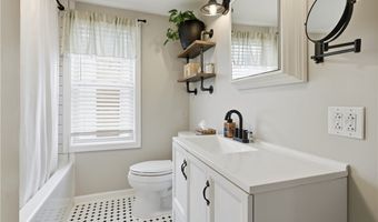 1510 Gringo Rd, Aliquippa, PA 15001