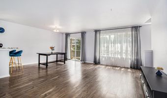 3051 Barclay Way, Ann Arbor, MI 48105